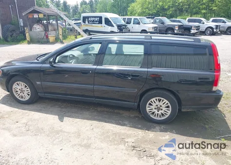 2004 Volvo V70 2.4 из США, поврежденный, VIN YV1SW64A042429186